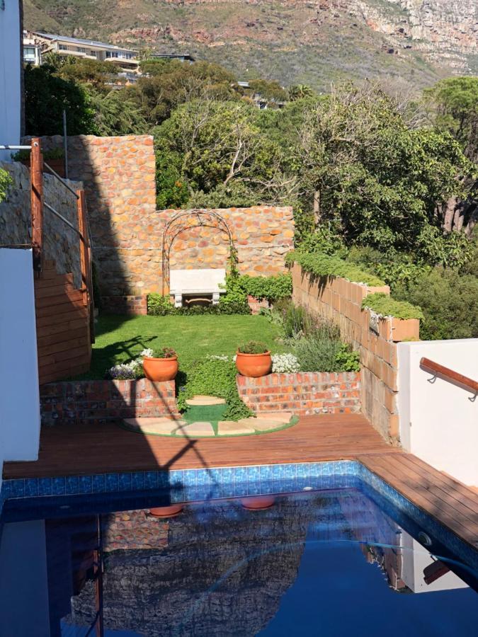 Camps Bay Blue Self-Catering Studios Kaapstad Buitenkant foto